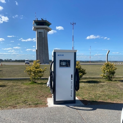 CCSタイプ2 CHAdeMOインターフェイス付きの屋外公共EV充電ステーション