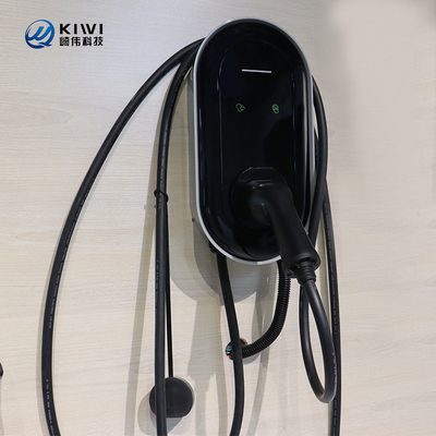 キウイ 7KW スマート ウォールマウント OCPP 1.6J/1.5J ネットワークのための EV 電動車充電器レベル2