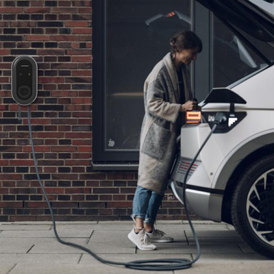 7KW-22kw 3相ポータブルウォールチャージャーステーション 香港市 屋外ショッピングモール