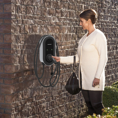 11Kw 22Kw 3フェーズ 7Kw DC 72V 9.2Kw 商業用 DC 急速電動電池充電器 テスラモデル モダンデザインスタイル