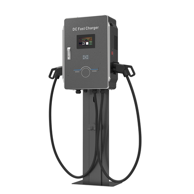 スーパーマーケット 駐車場 電気自動車 充電台 CCS 40kW ヒューンダイ イオニク 5 充電器